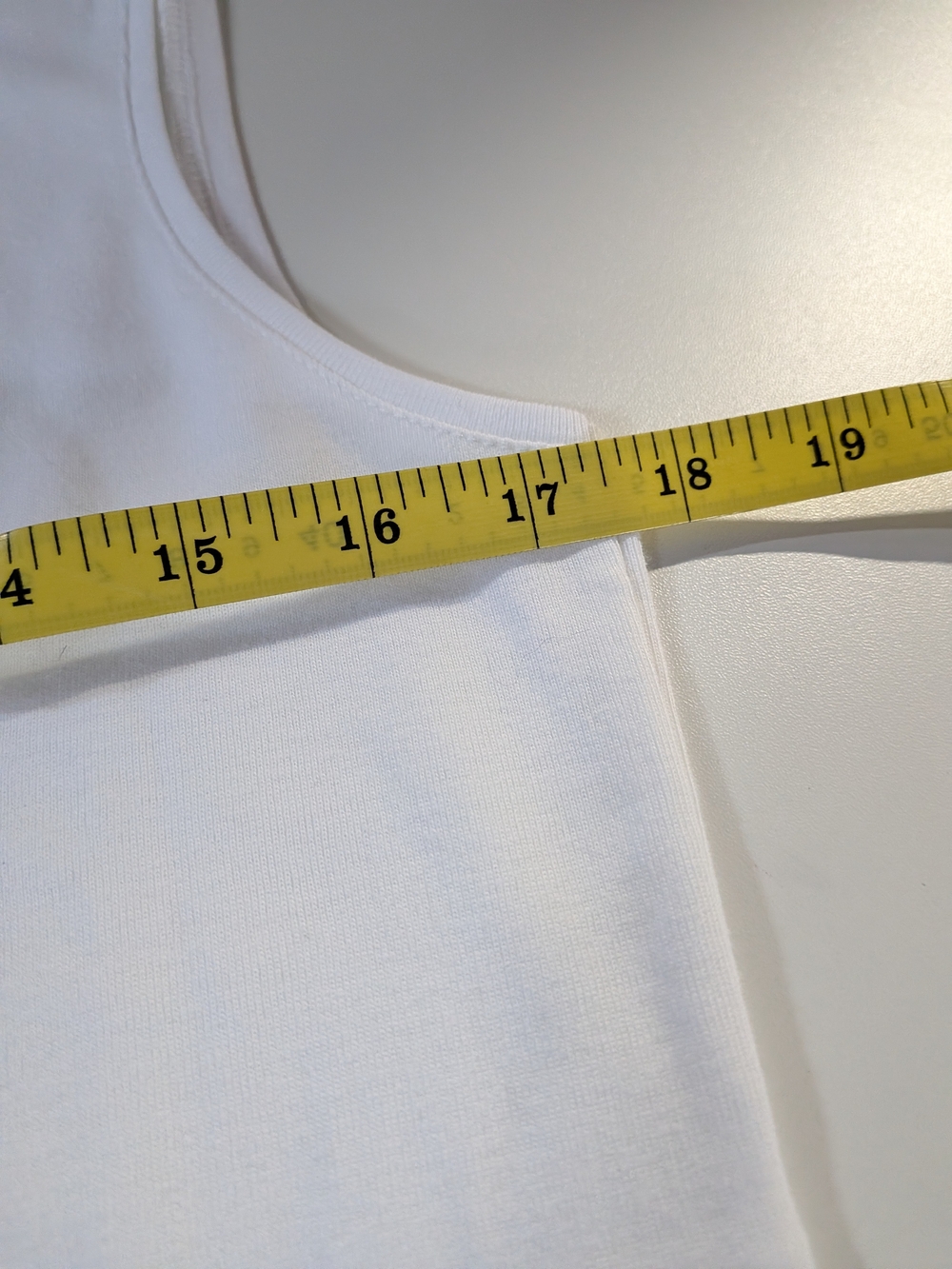Chico's Women's White V-Neck Tank - Picture 4 of 4